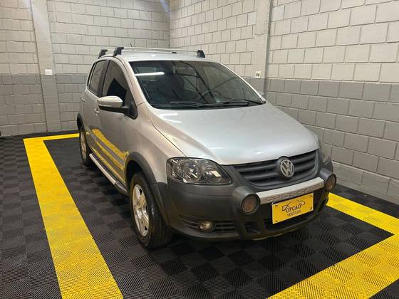 VOLKSWAGEN CROSSFOX 1.6 MI FLEX 8V 4P MANUAL